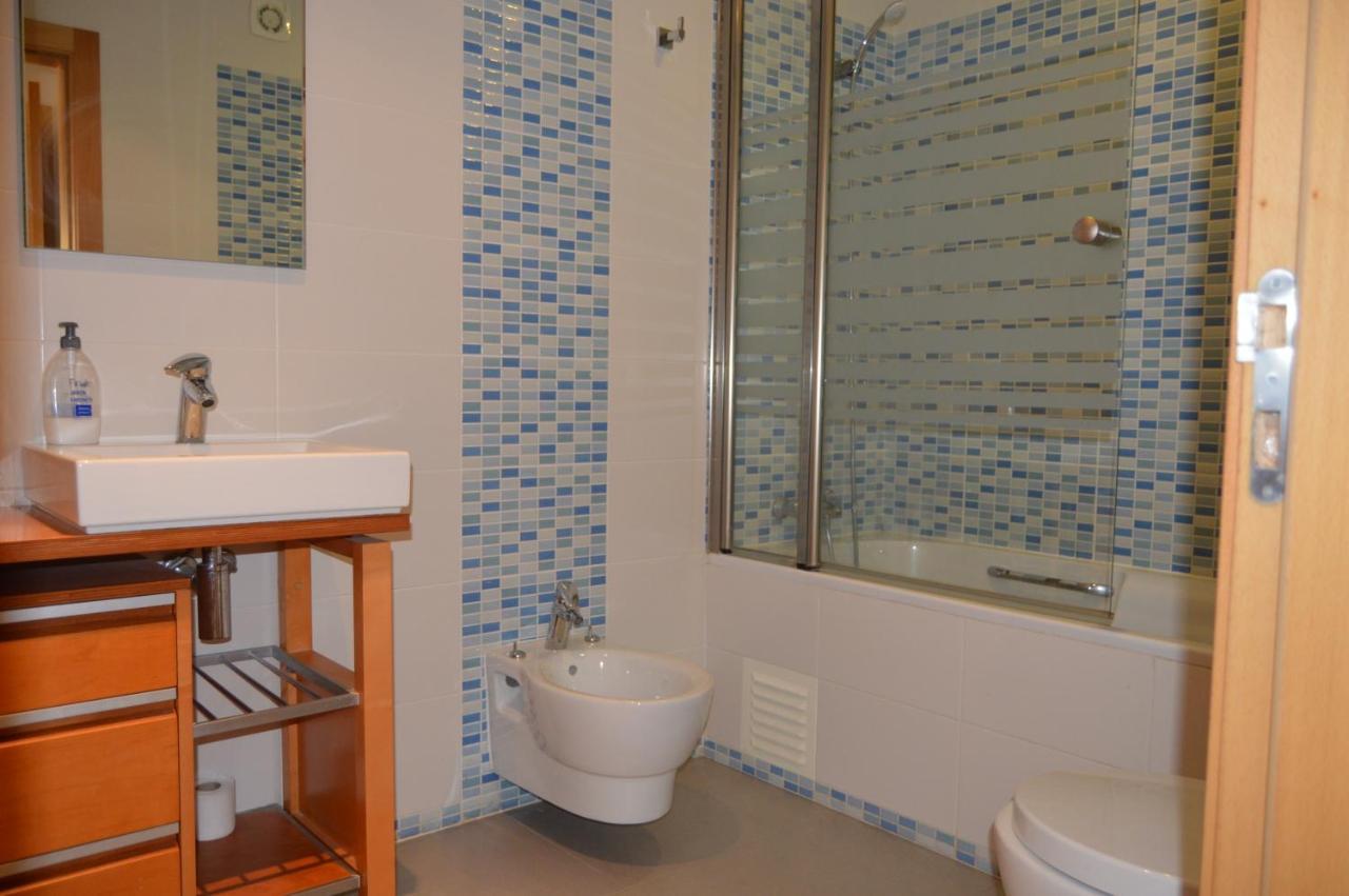 Apartamento Frente Ao Mar Com Piscina De Agua Salgada Quarteira Zewnętrze zdjęcie